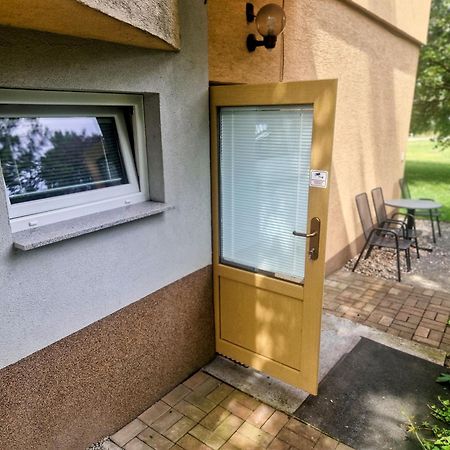 Family Hotel Maxim Beroun  Esterno foto