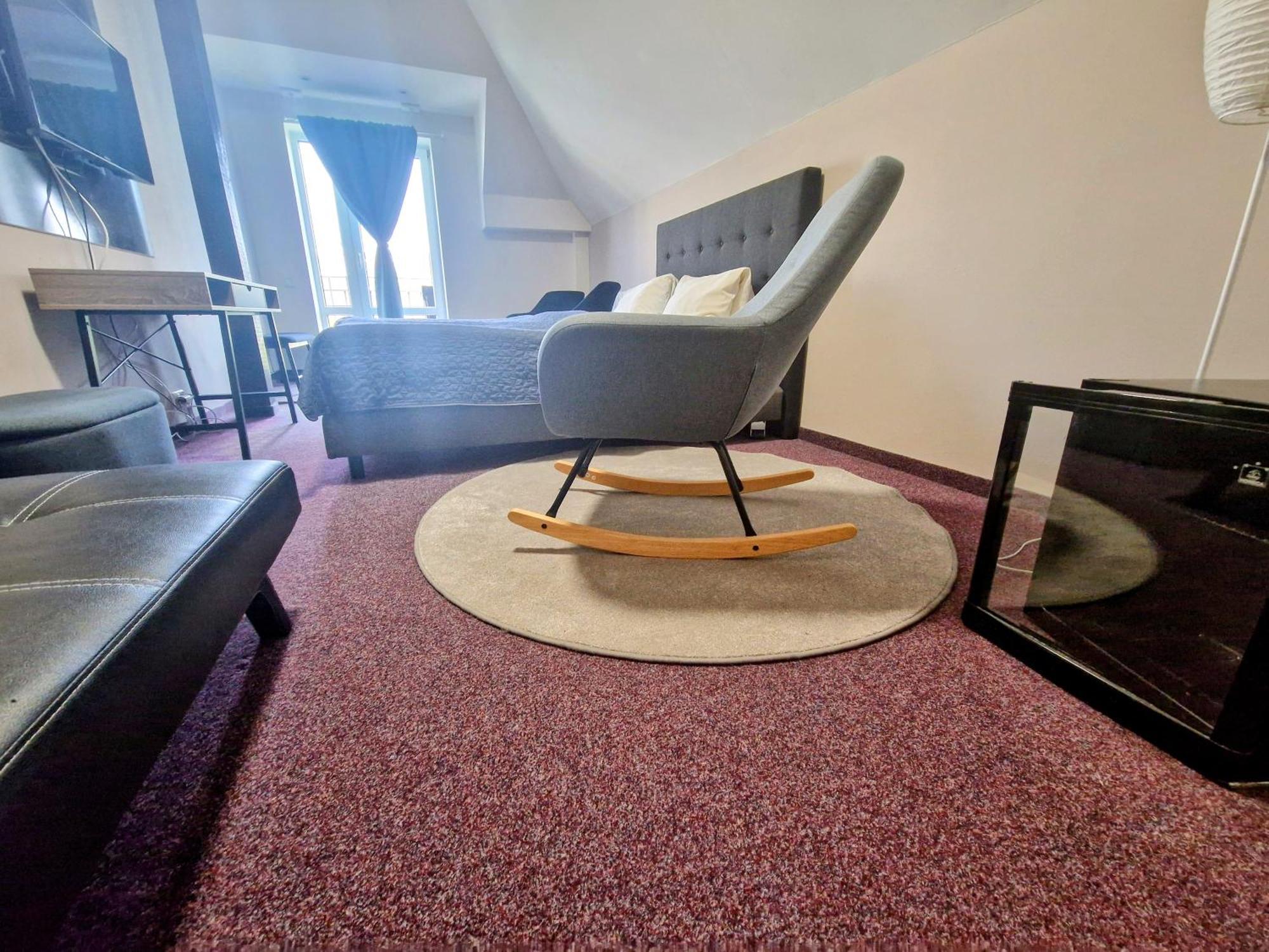 Family Hotel Maxim Beroun  Esterno foto