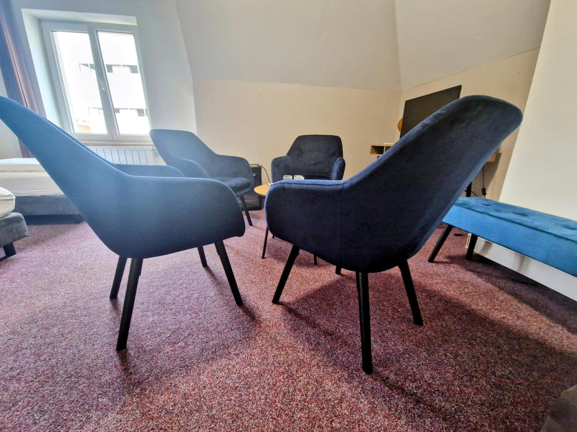 Family Hotel Maxim Beroun  Esterno foto